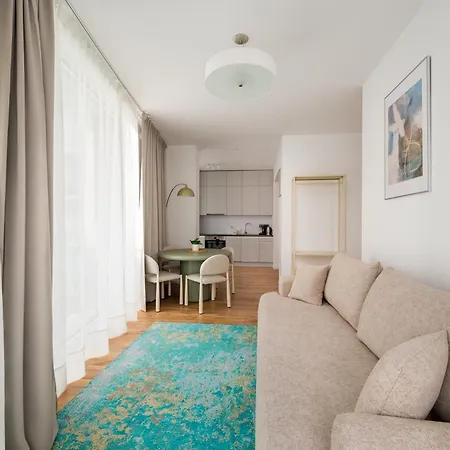 Browary Warszawskie Superior By Bookinghost Apartman *